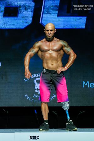 ЖЕЛЕЗНЫЙ ЧЕЛОВЕК MEN'S PHYSIQUE_